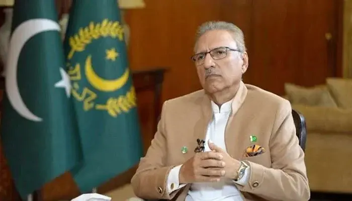 تازہ ترین سروے کے مطابق عمران خان کی مقبولیت نوے  فیصد تک پہنچ گئی ہے۔ عارف علوی