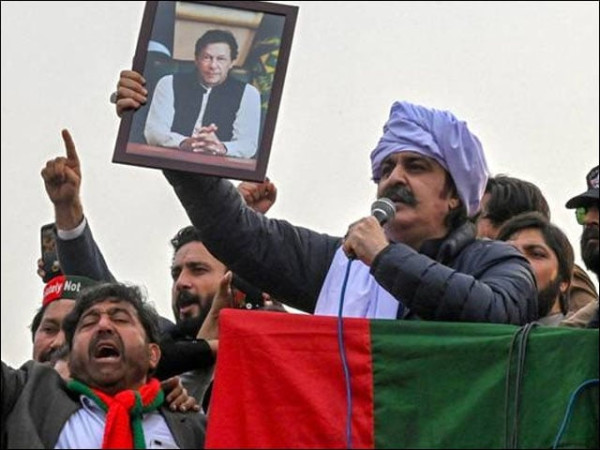 ہم صرف گولی نہیں چلائیں گے بلکہ اب ٹھوک کر ماریں گے،وزیر اعلی خیبر پختون خوا علی امین گنڈا پور